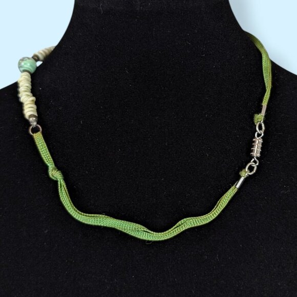 V. Puka Shell & Millefiori Beaded Necklace - Picture 6 of 7